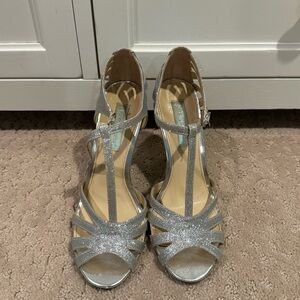 betsey johnson silver heels